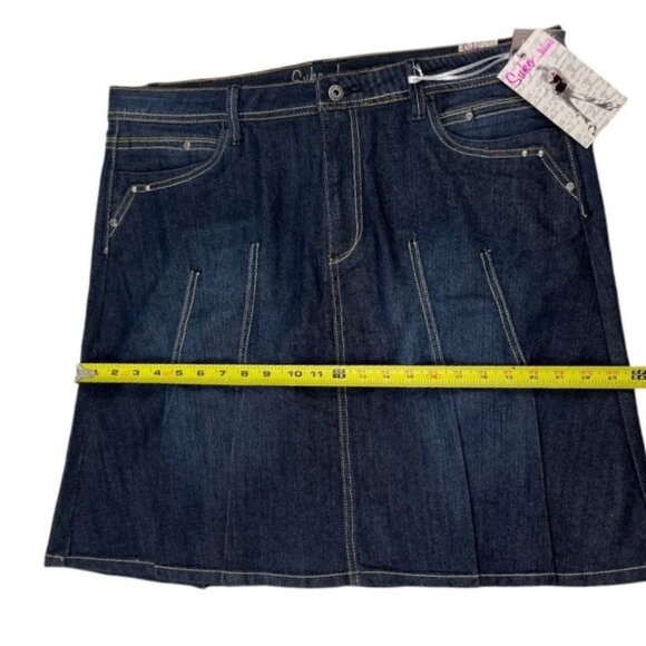 Suko Jeans A-Line Pleated Blue Denim Skirt Front and Back Pockets Size 14 - Picture 12 of 15